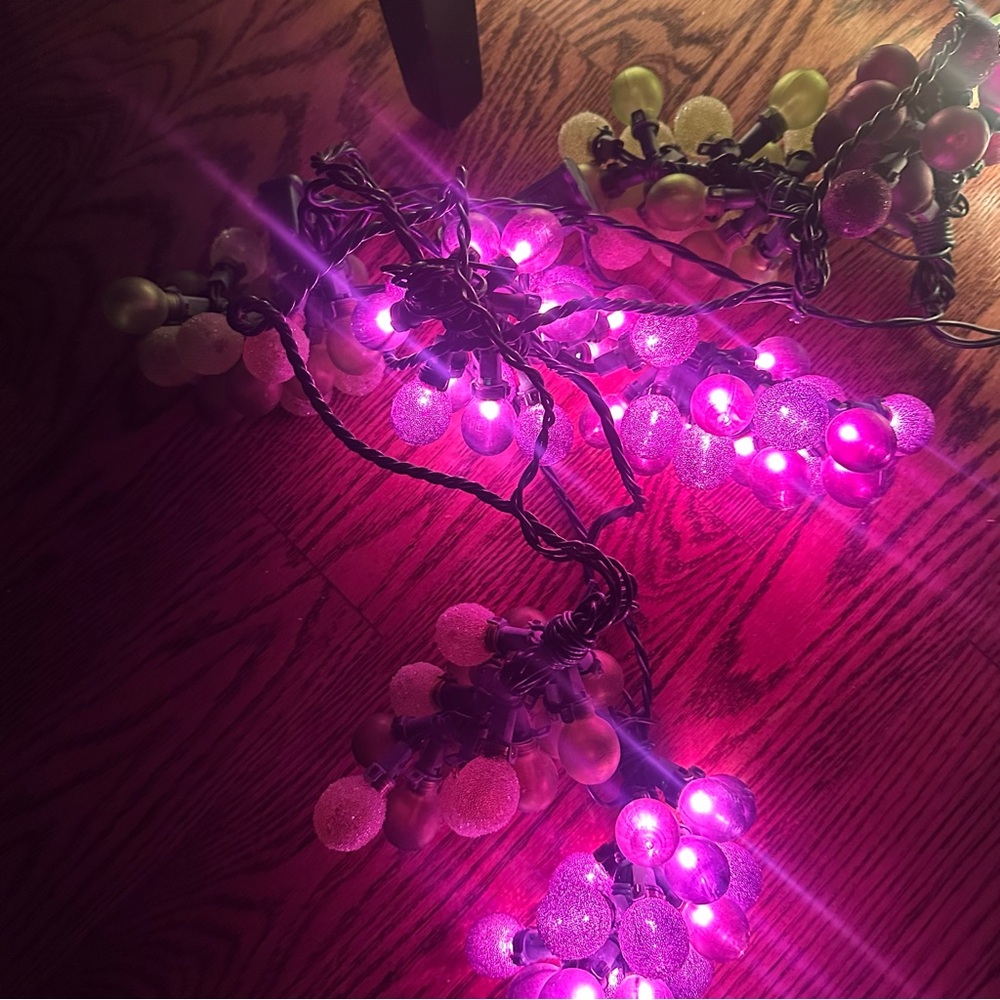 Grape shape string lights - Picture 3 of 7